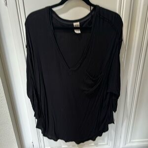 We the free black top